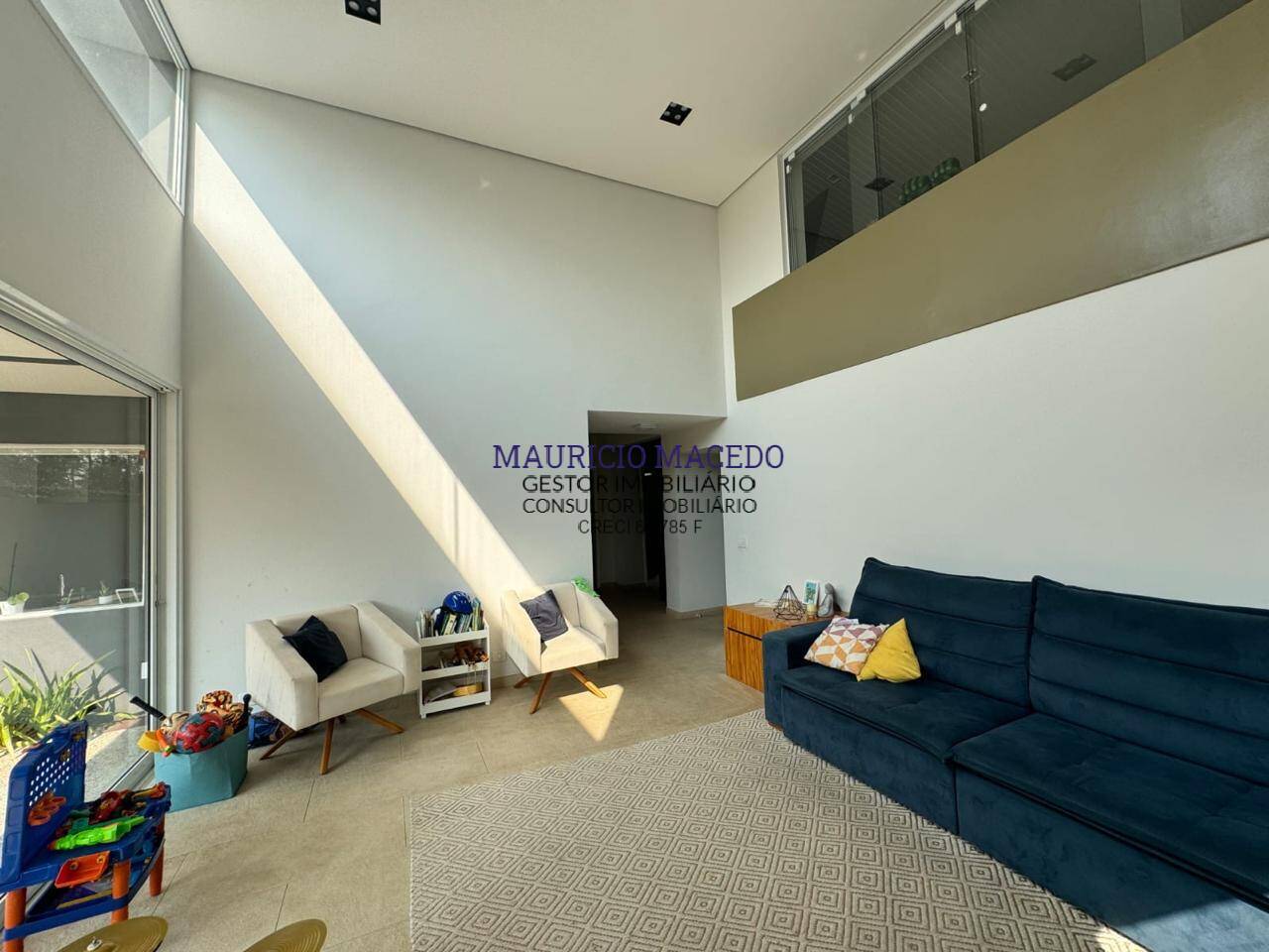 Casa à venda com 3 quartos, 330m² - Foto 5