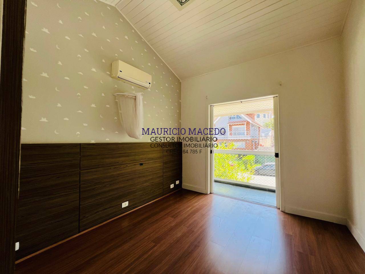 Casa à venda com 4 quartos, 350m² - Foto 13