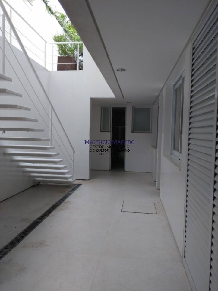 Casa à venda com 4 quartos, 1200m² - Foto 78