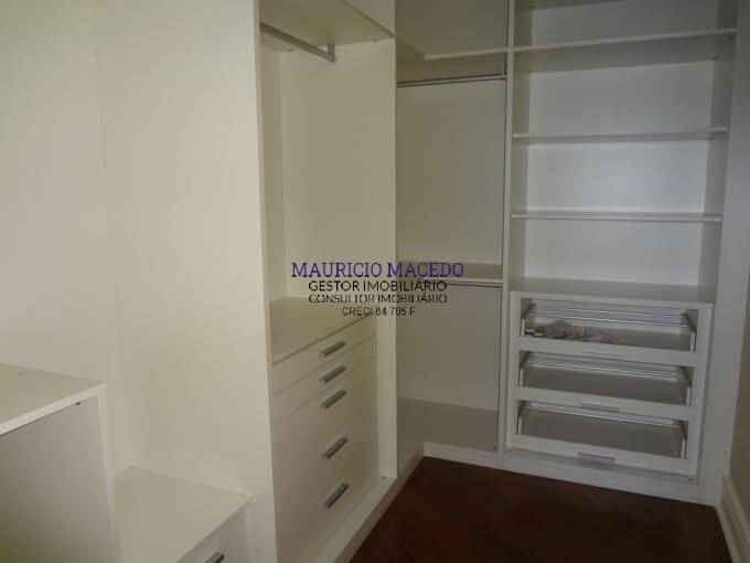 Casa à venda com 5 quartos, 700m² - Foto 20